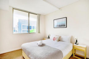 Bright & Spacious Apartment with Private Balcony Sydney